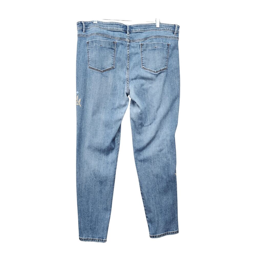 J. Jill Weekender Jeans 18 Straight Leg Denim Floral Embroidered Stretch READ - Picture 6 of 14